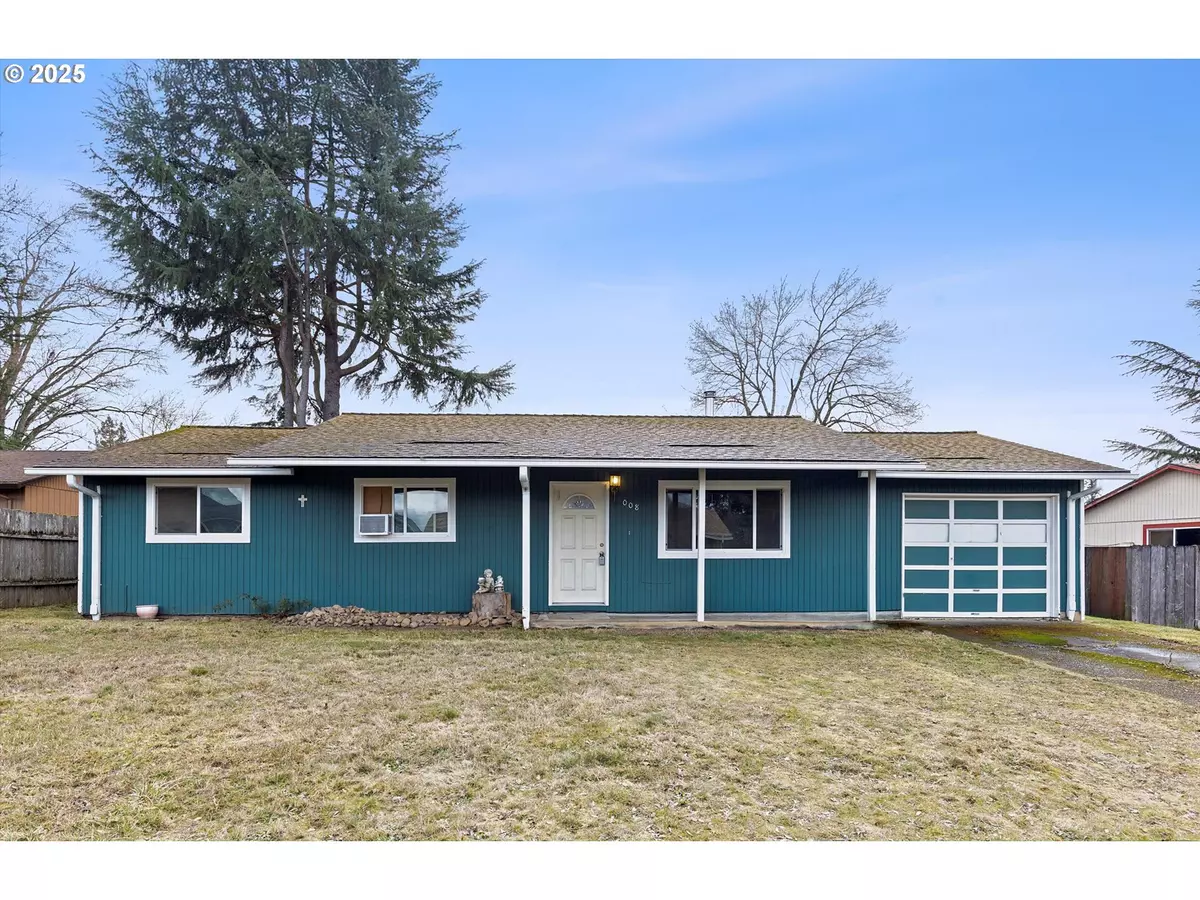 Molalla, OR 97038,8 BERWICK CT