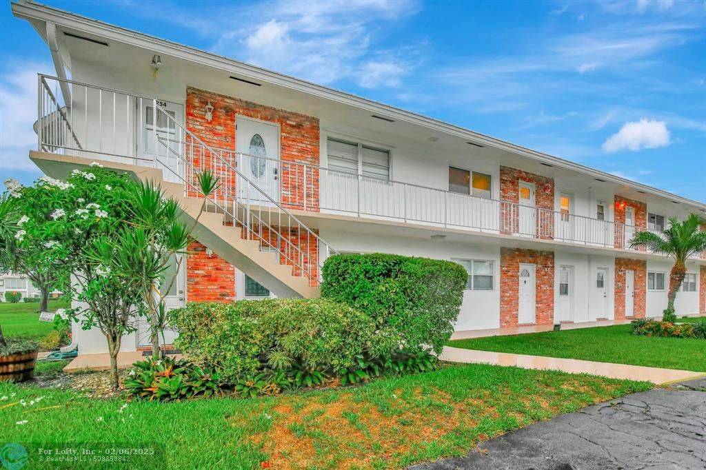 Pompano Beach, FL 33064,2650 W Golf Blvd  #255