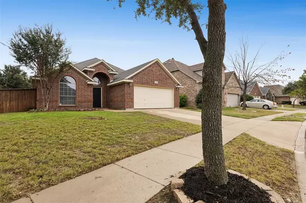 9805 Brazoria Trail, Fort Worth, TX 76126