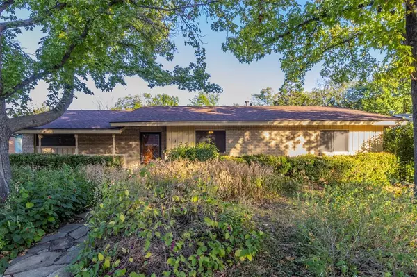 1128 Bellemead Drive, Denton, TX 76201