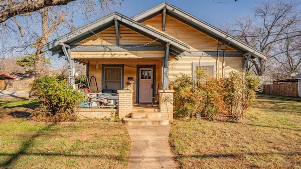 230 W Live Oak Street, Dublin, TX 76446