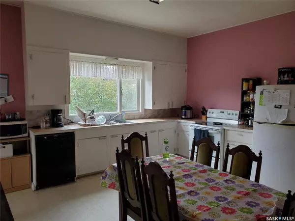 Ponteix, SK S9H 1Z0,117 1st STREET W