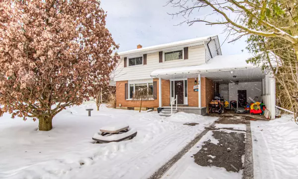 103 Vista CRES, Kitchener, ON N2M 4C8