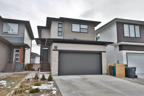 872 Coalbrook Close West, Lethbridge, AB T1J 5T7