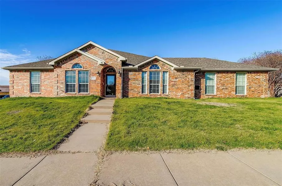 1721 Vista Ridge Drive W, Midlothian, TX 76065