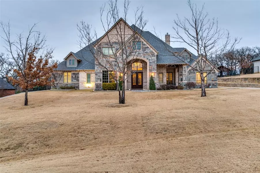 616 Bonnards Peak Road, Burleson, TX 76028