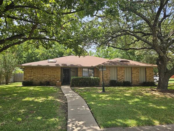 830 Bordner Drive, Lancaster, TX 75146