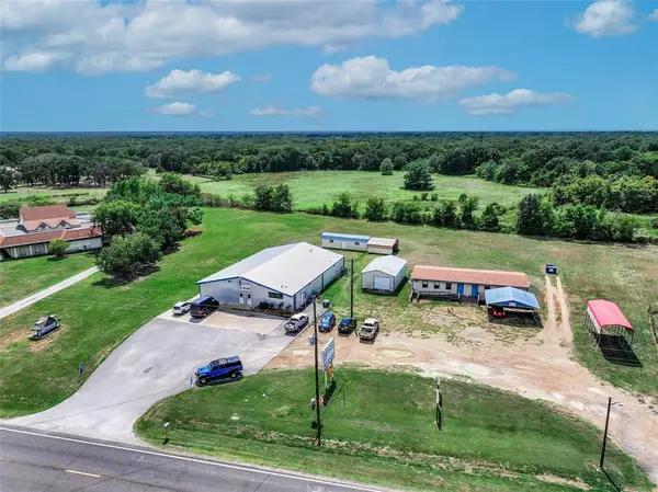 723 S Seven Points Drive, Kemp, TX 75143