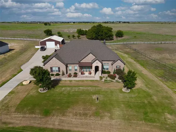 108 Gray Fox Court, Godley, TX 76044