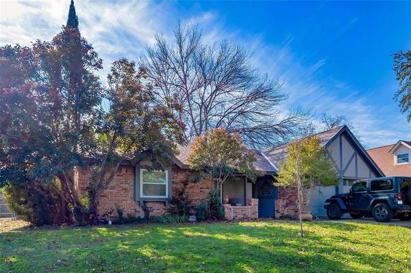 4228 Longleaf Lane, Fort Worth, TX 76137