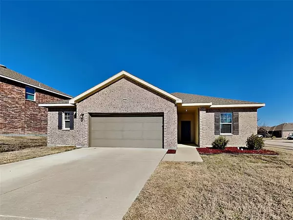 301 Gypsum Lane, Glenn Heights, TX 75154