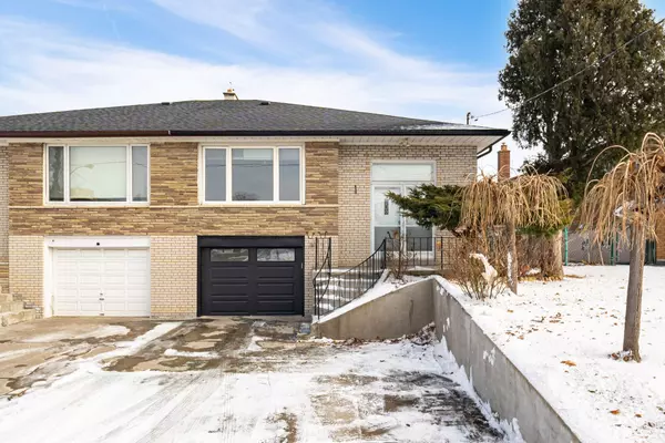 71 Dolores RD, Toronto W05, ON M3L 2B2