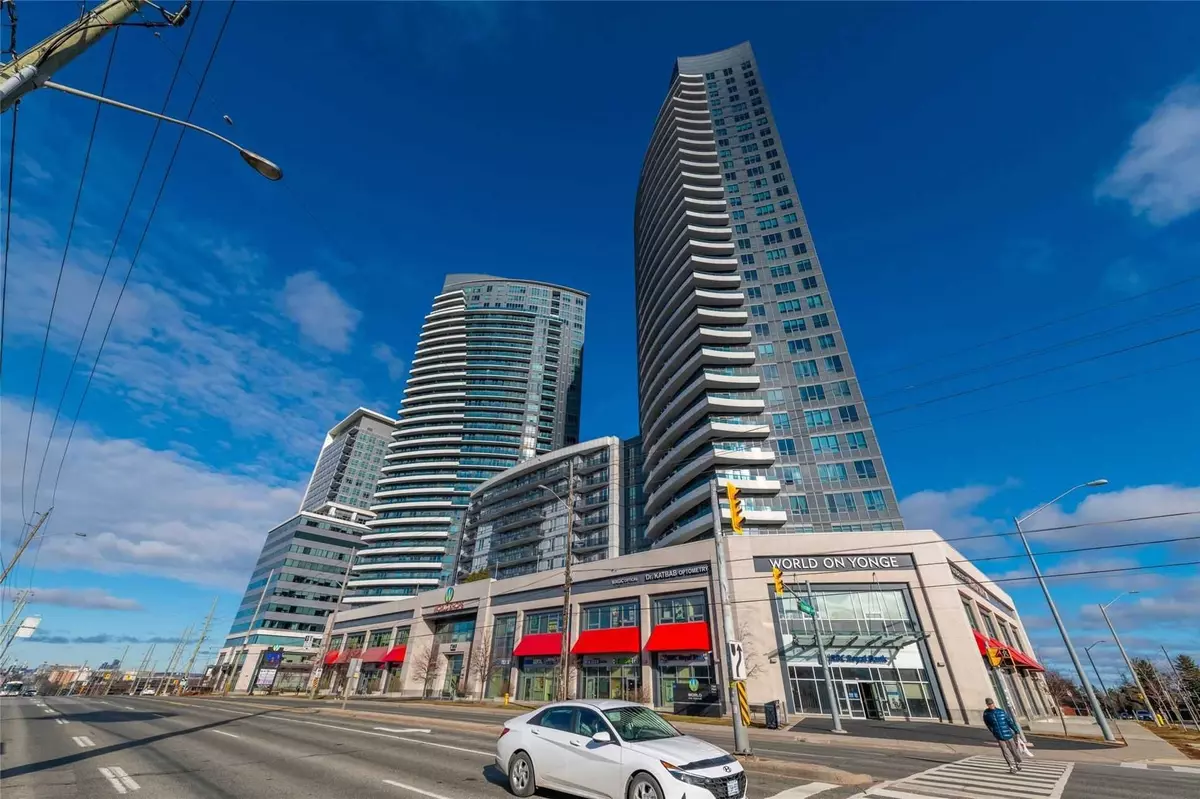 Markham, ON L3T 0C8,7161 Yonge ST #625