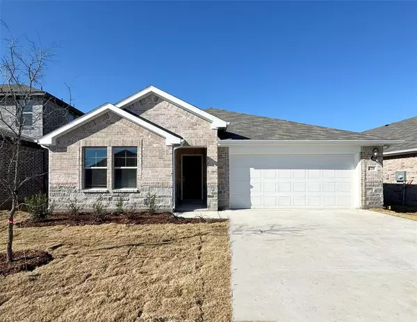 320 Sugarlands Drive, Greenville, TX 75402