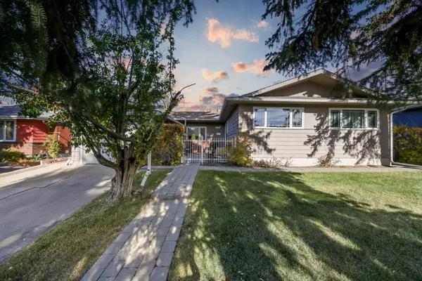 2336 Paliswood RD SW, Calgary, AB T2V 3P7