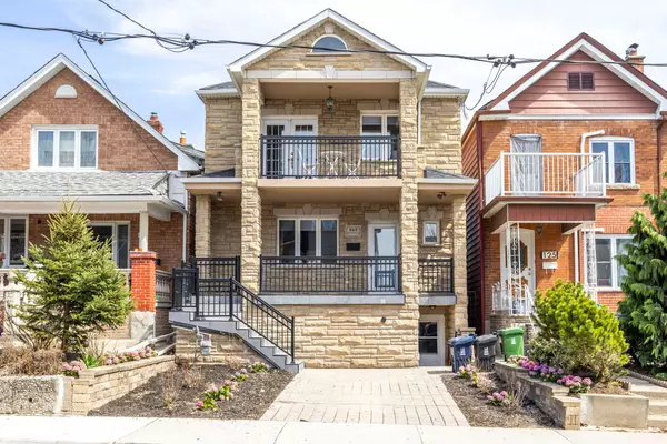 127 Greenlaw AVE, Toronto W03, ON M6H 3V9