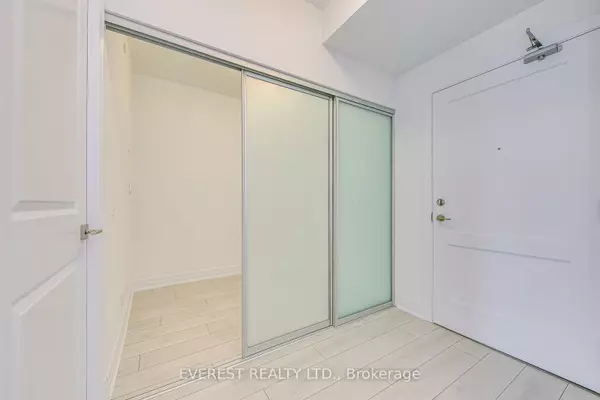 Mississauga, ON L5B 0N6,30 ELM DR #3307