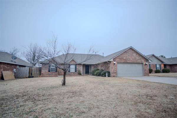 355 Timberidge Road, Harrah, OK 73045