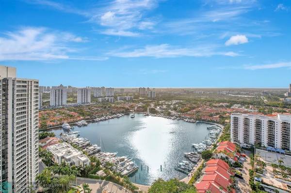 21205 YACHT CLUB DRIVE  #3105, Aventura, FL 33180