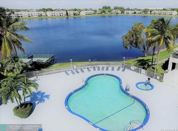 3405 NW 44th St  #205, Lauderdale Lakes, FL 33309