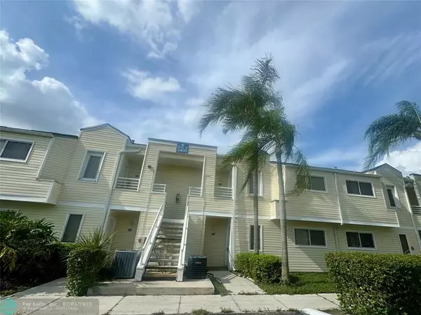 Lauderdale Lakes, FL 33309,3405 NW 44th St  #205