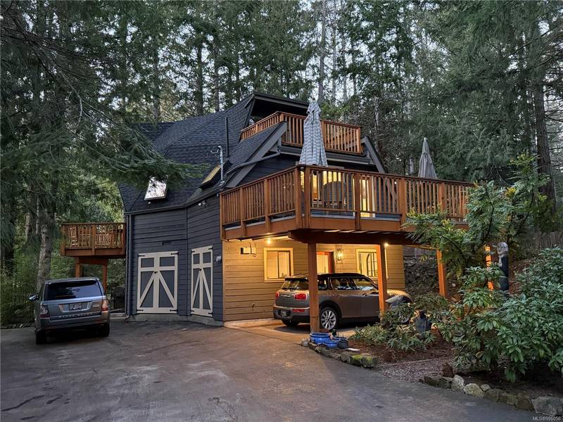 141 Cedar Lane, Salt Spring, BC V8K 1R1