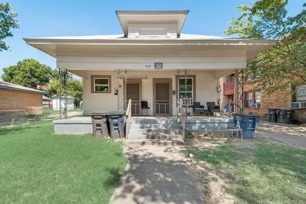 1615 Alston Avenue #D, Fort Worth, TX 76104