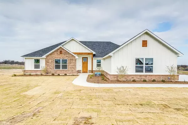 4017 Windy Point Ranch Road, Cresson, TX 76035