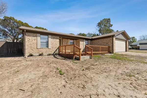 Blum, TX 76627,120 Ezell Drive