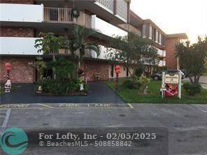 Lauderdale Lakes, FL 33313,2901 NW 46th Ave  #305