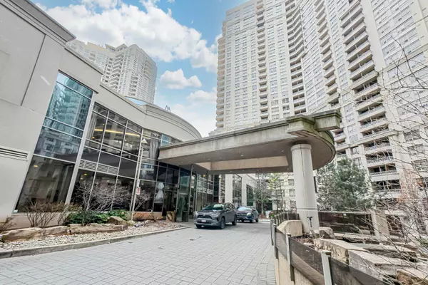 Mississauga, ON L5B 4P5,3888 Duke Of York BLVD #123