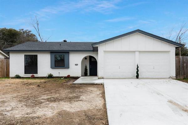 6965 Yorkston Street, Watauga, TX 76148