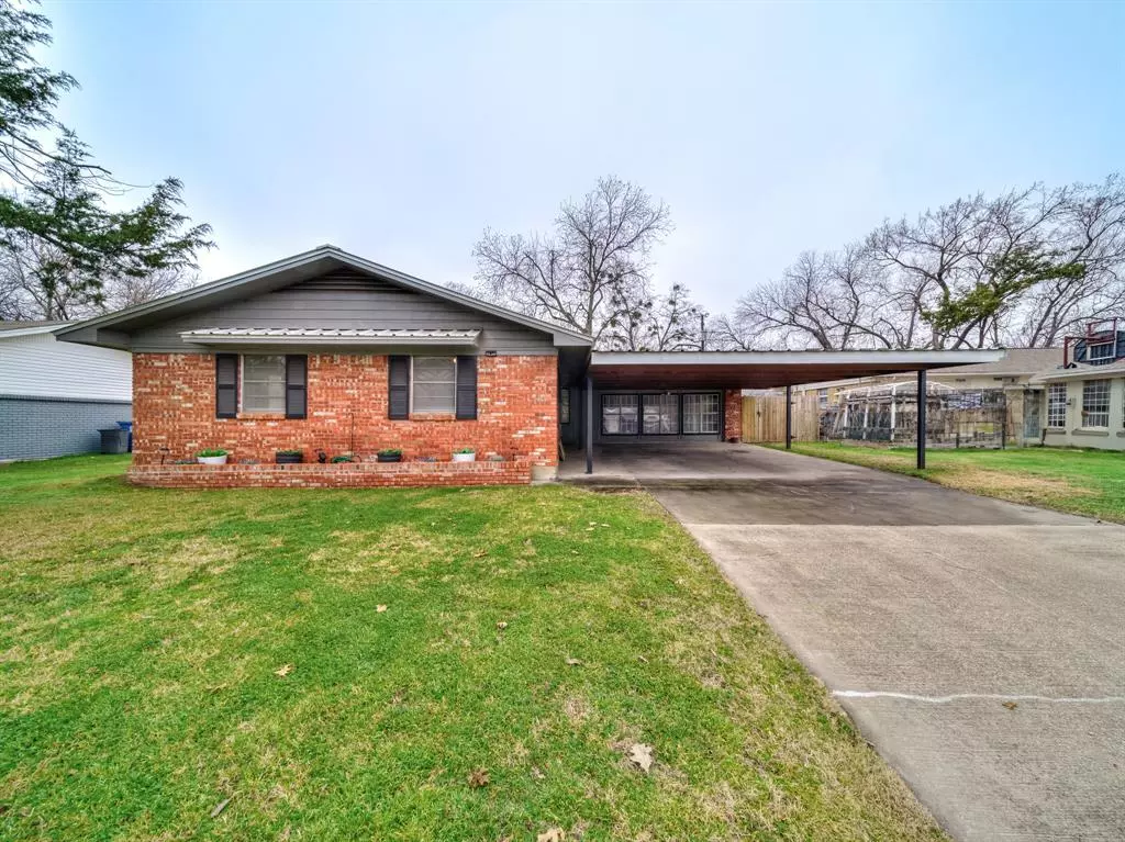 Sanger, TX 76266,109 S 8th Street