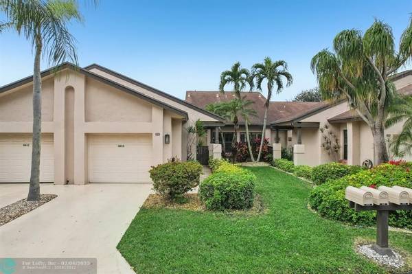 Delray Beach, FL 33484,5302 Fairway Woods Dr  #4612