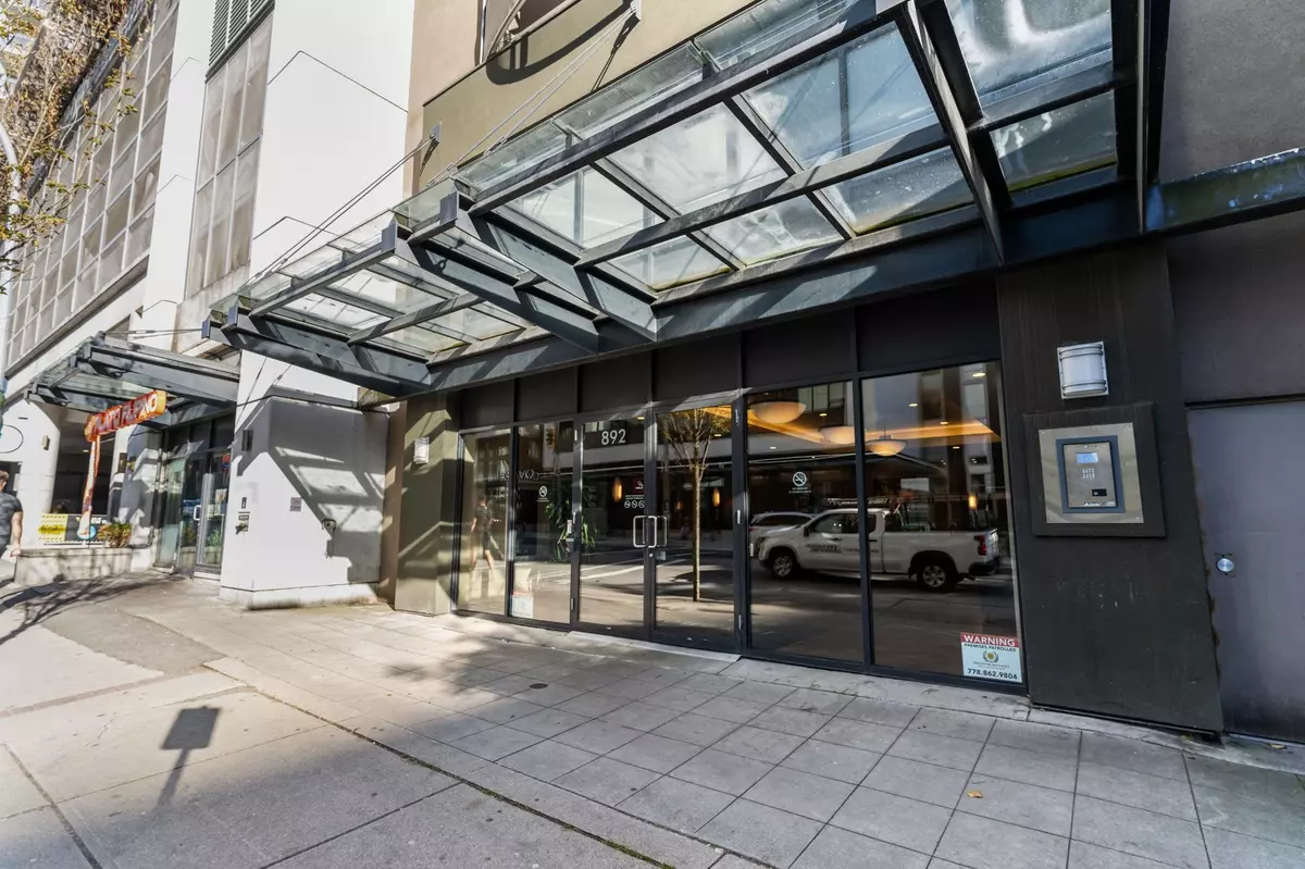 New Westminster, BC V3M 0C5,101 892 CARNARVON STREET