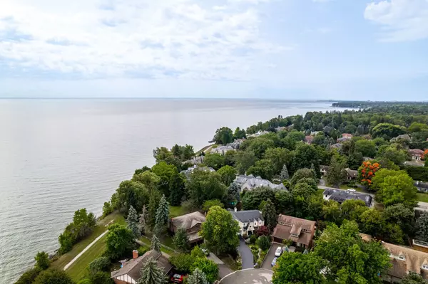 Oakville, ON L6J 5T8,27 Arkendo DR