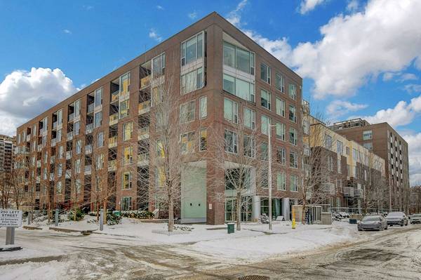 300 A Lett ST #208, West Centre Town, ON K1R 0A8