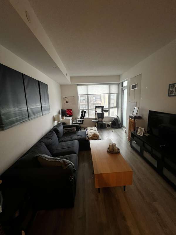 2800 Keele ST #313, Toronto W05, ON M3M 2G5