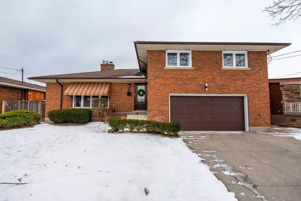 43 Bruce Park DR, Hamilton, ON L9A 3G5