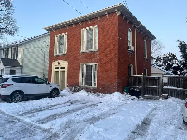 237 Albert ST #3, Belleville, ON K8N 3N8