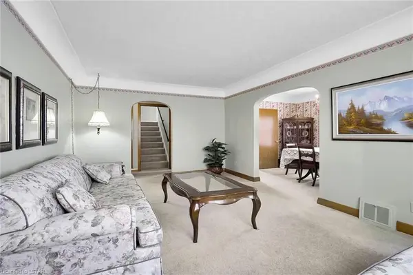 London, ON N5W 4P7,355 THIEL ST