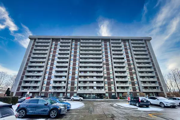 50 Inverlochy BLVD #1005, Markham, ON L3T 4T6