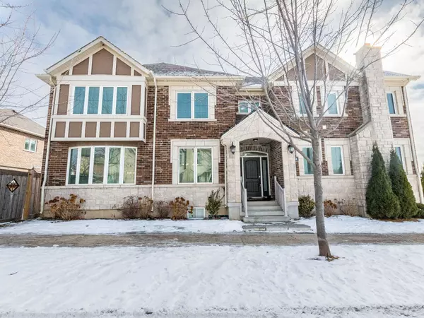 364 Wisteria WAY, Oakville, ON L6M 0N3