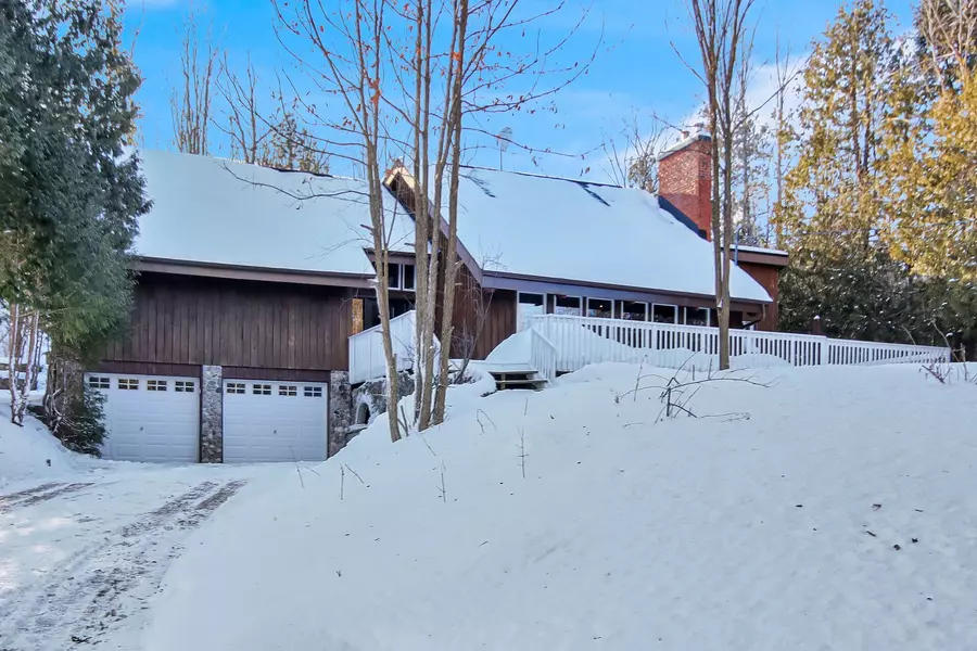 4723 Northwoods DR, Constance Bay - Dunrobin - Kilmaurs - Woodlawn, ON K0A 3M0