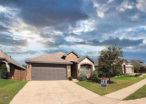 4212 Ambergate Drive, Fort Worth, TX 76036