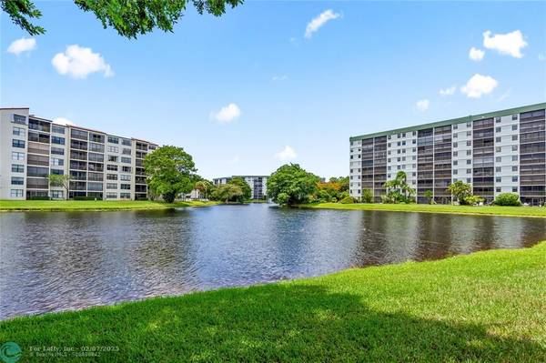 2221 Cypress Island Drive  #204, Pompano Beach, FL 33069