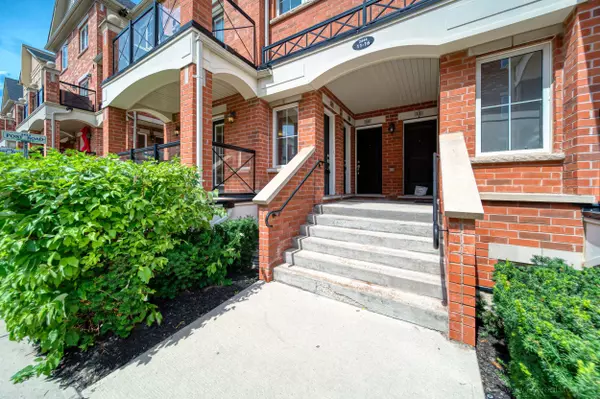 Oakville, ON L6H 0J2,2444 Post RD #16