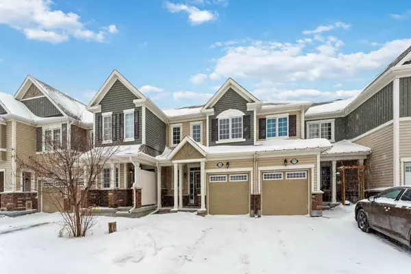 725 LOGPERCH CIR, Barrhaven, ON K2J 0M4