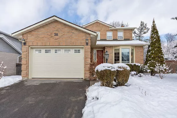 Kingston, ON K7K 6P3,38 Chartwell CRES