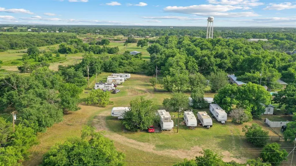 Clyde, TX 79510,819 Gas House